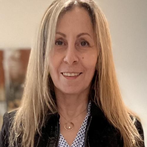 Yasmina A. - Business developer senior