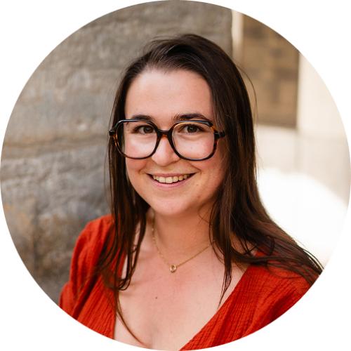 Clemence G. - Graphiste, Webdesigner et Formatrice