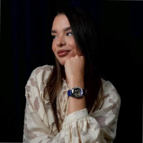Manon J. - Graphiste & Directrice Artistique