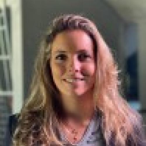 Claire D. - Designer produit & Transport