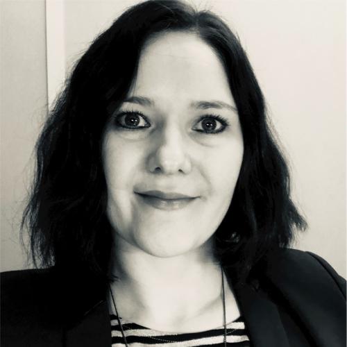Marina C. - Cheffe de Projet Marketing Digital