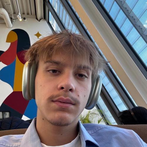 Mael T. - Directeur artistique junior
