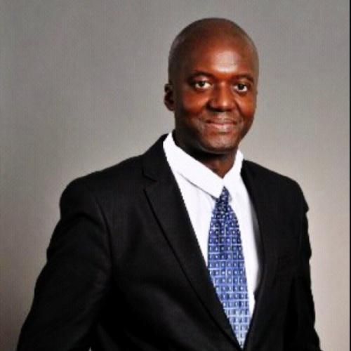 Enrique B. - Comptable senior