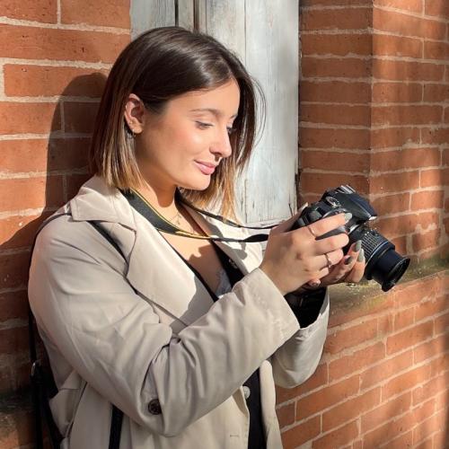 Coralie B. - Social Media Manager